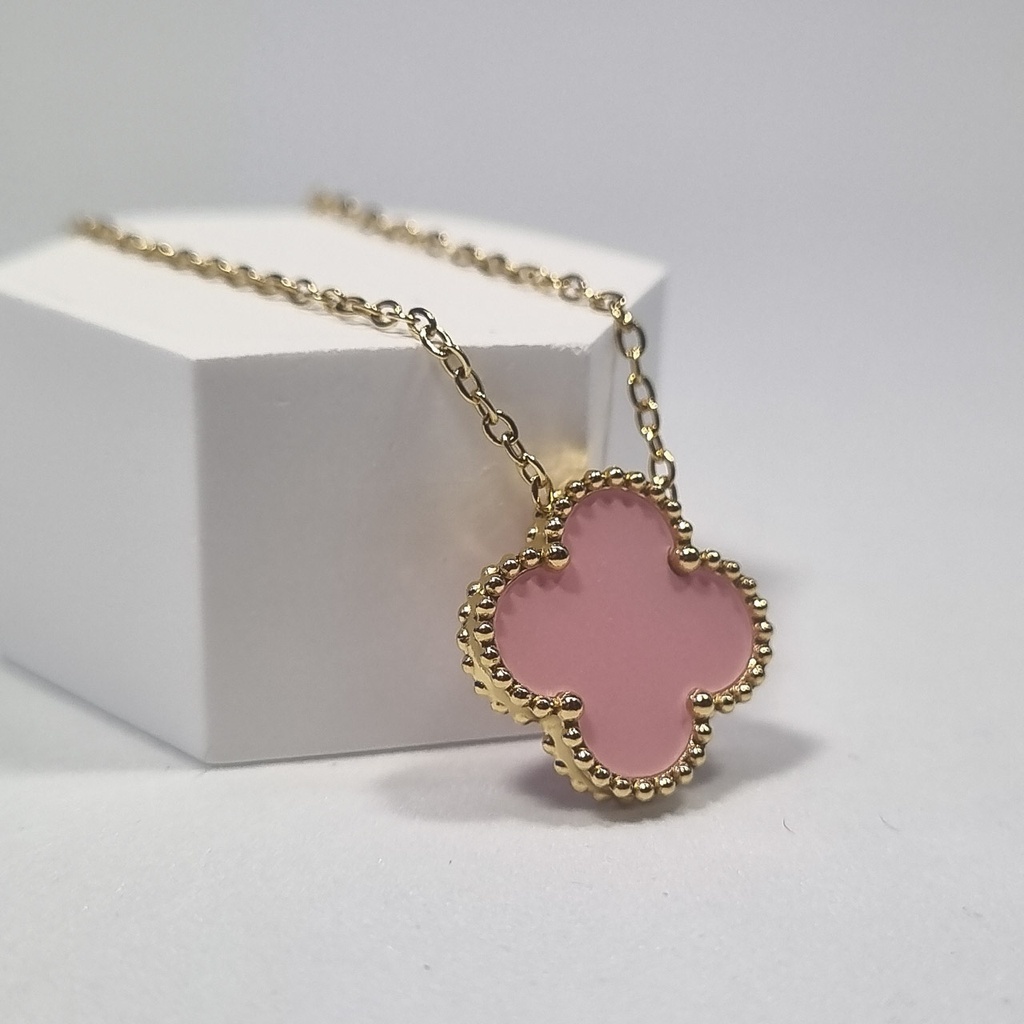 Colgante trébol rosa dorado