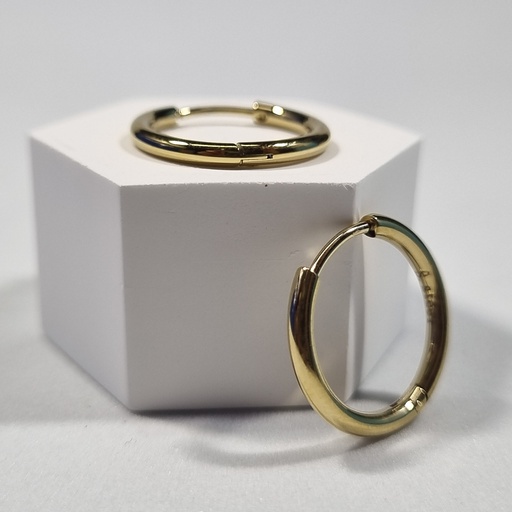 Aros dorados finos